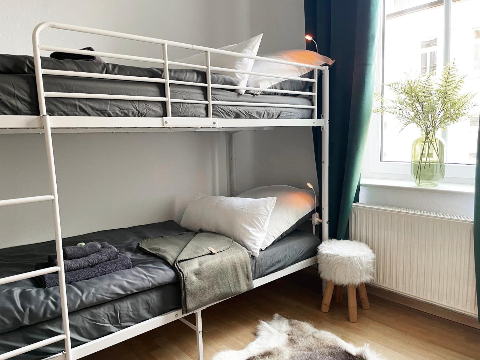 Magic Forest Design Apartment, 65 Zoll Tv, Waschtrockner, Lage, Am Markt Gera